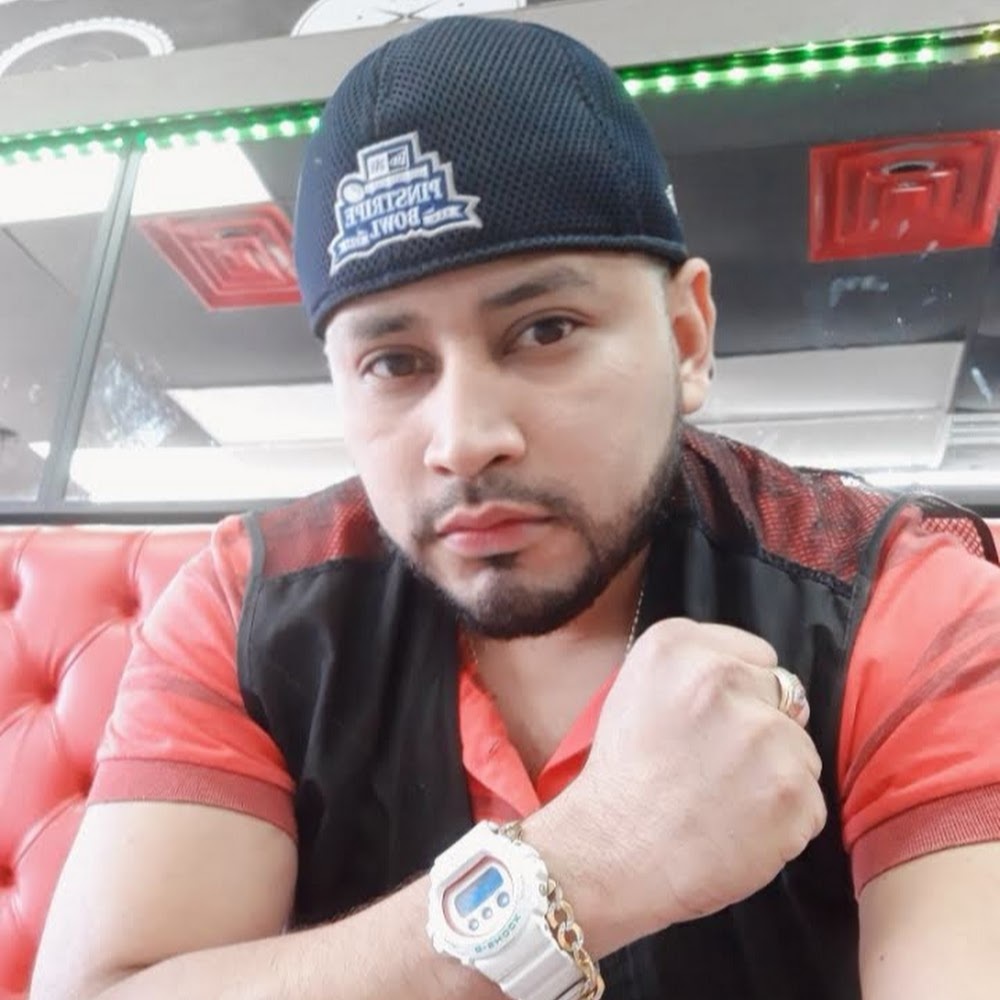 Meet your Posher, Mitchell stan lee